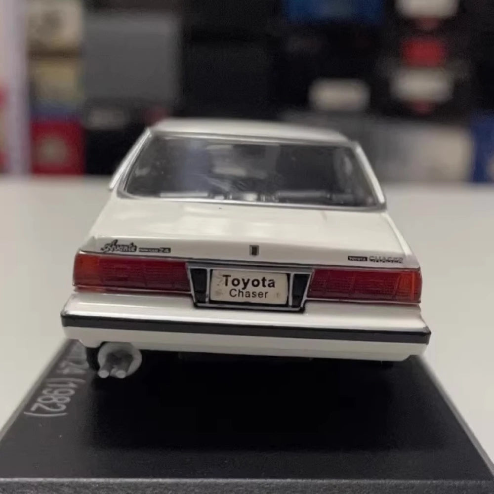 [Norev] 1:43 Toyota 1982 Chaser Avante X60 blanc voiture miniature Die-Cast