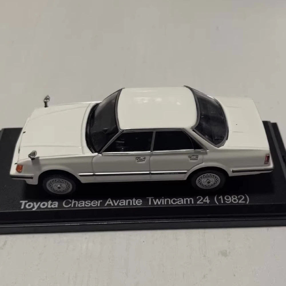 [Norev] 1:43 Toyota 1982 Chaser Avante X60 blanc voiture miniature Die-Cast