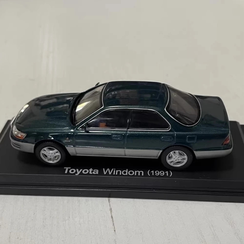 [Norev] 1:43 Toyota 1991 Windom VCV10 Green Model Car Die-Cast