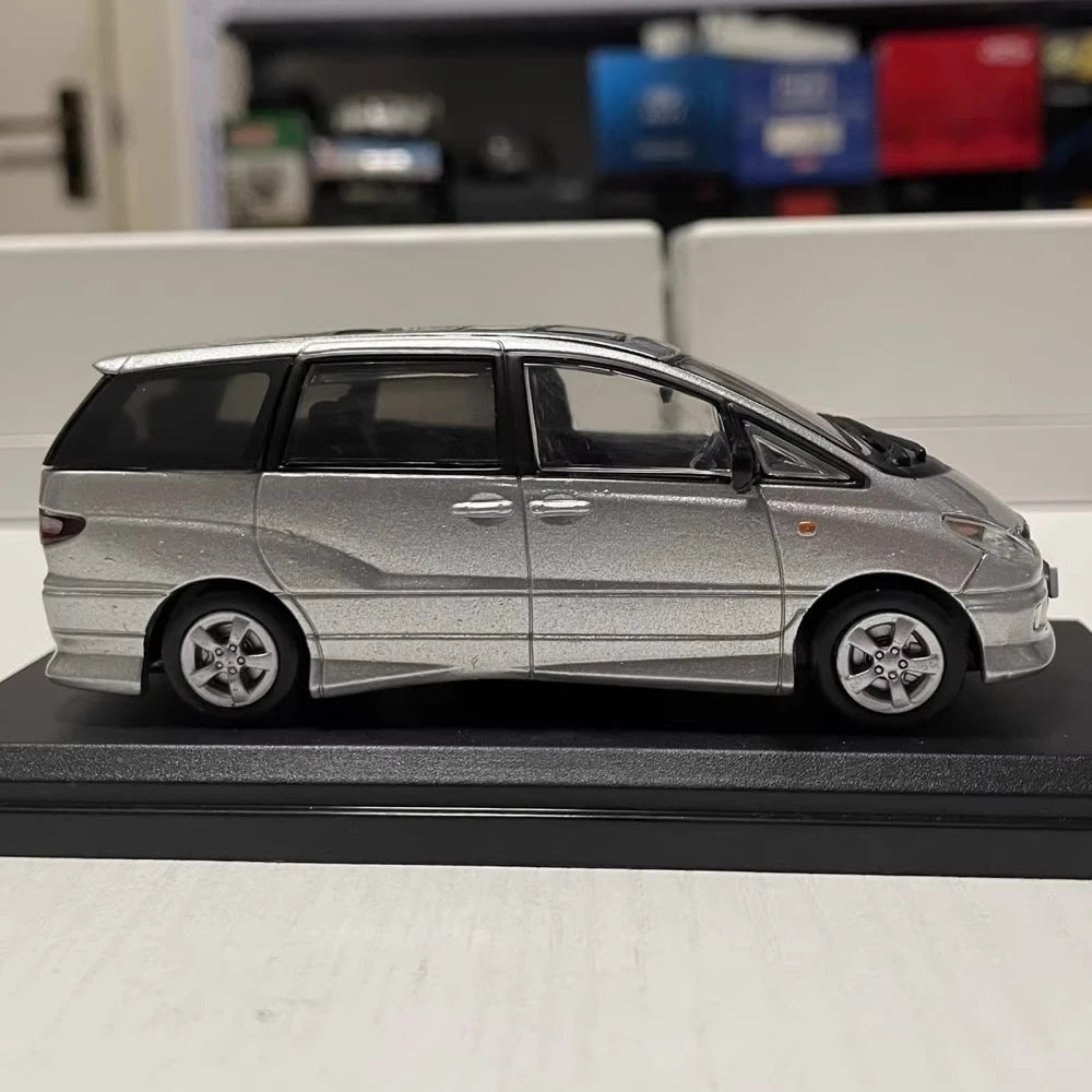 [Norev] 1:43 Toyota 2000 Estima Previa ACR30 Silver Model Car Die-Cast