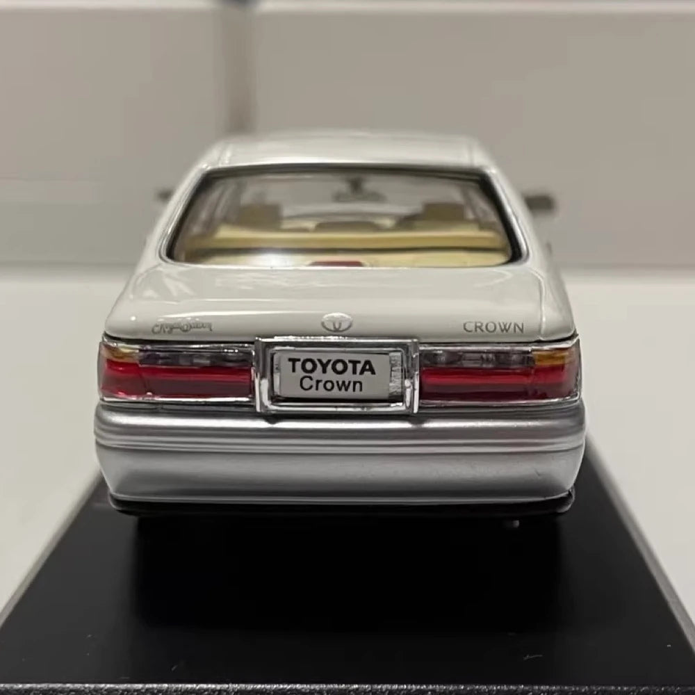 [Norev] 1:43 Toyota 2001 Crown JZS175 White Model Car Die-Cast