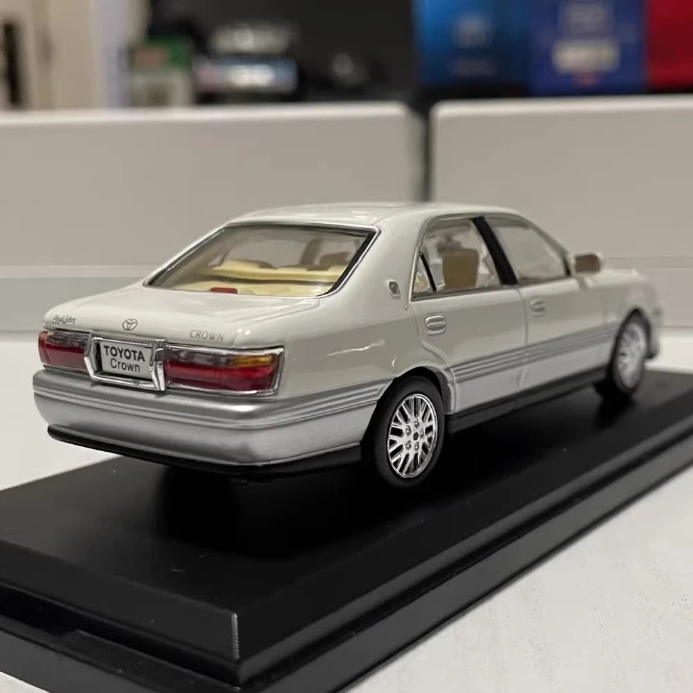 [Norev] 1:43 Toyota 2001 Crown JZS175 White Model Car Die-Cast