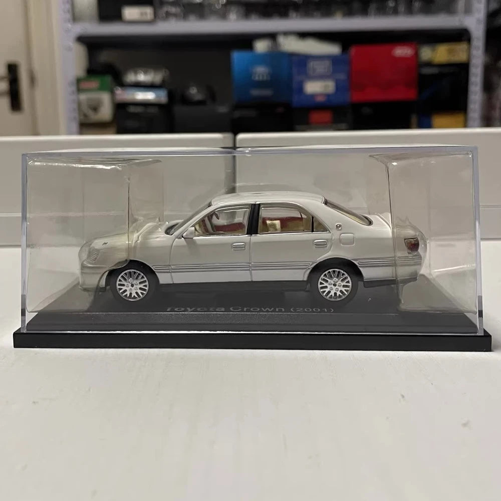 [Norev] 1:43 Toyota 2001 Crown JZS175 White Model Car Die-Cast
