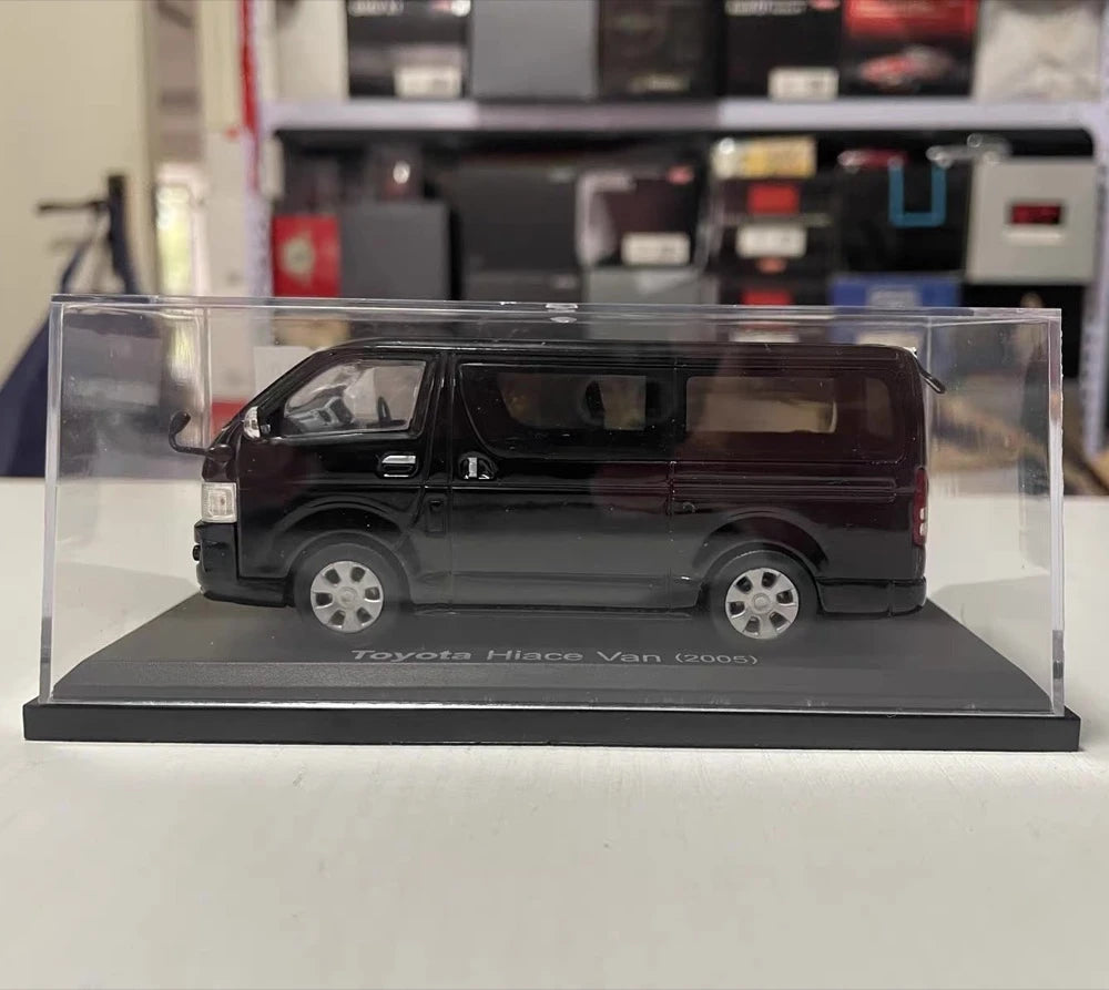 [Norev] 1:43 Toyota 2005 Hiace Van H200 Black Model Car Die-Cast