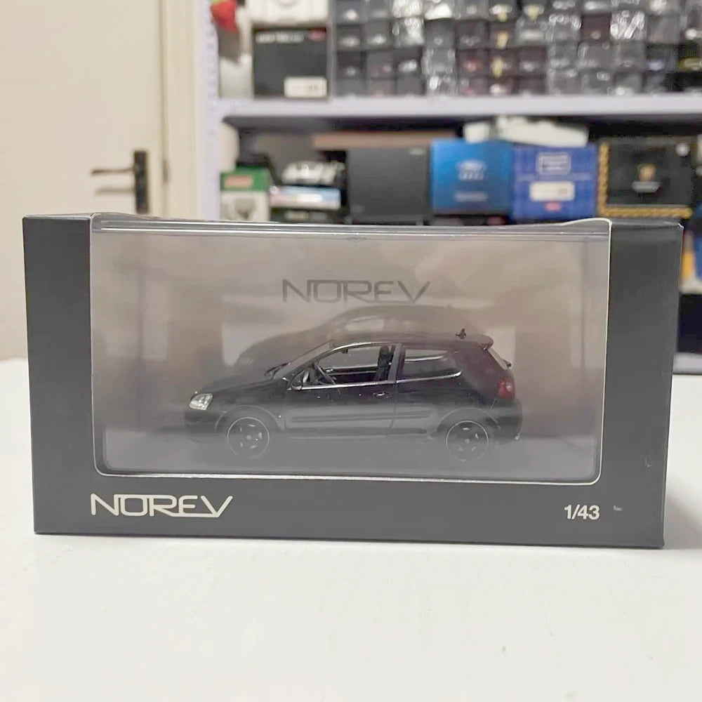 [Norev] 1:43 Volkswagen 2006 Golf V GTI Edition 30 Model Car Die-Cast