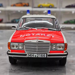 [Norev] 1:18 Mercedes-Benz 1984 200 Emergency Ambulance Model Car Die-Cast