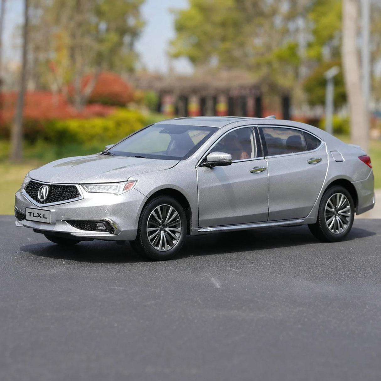 [OEM] 1:18 Acura 2017 TLX-L Model Car Die-Cast