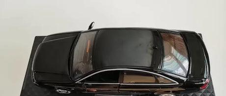 [OEM] 1:18 Audi 2000 A6 C5 Black Model Car Die-Cast