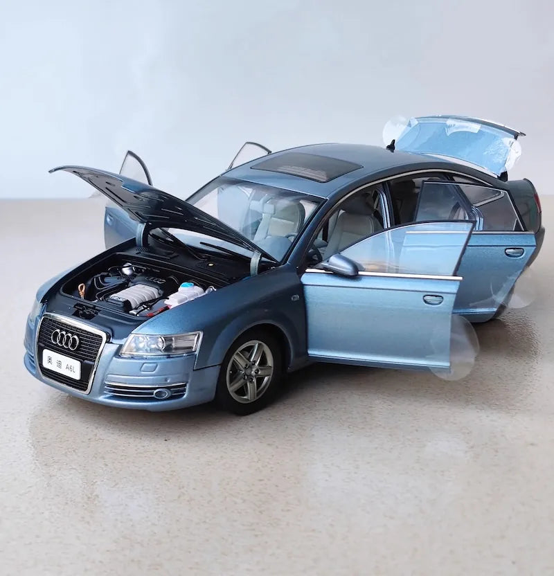 [OEM] 1:18 Audi 2004 A6L C6 Blue Model Car Die-Cast