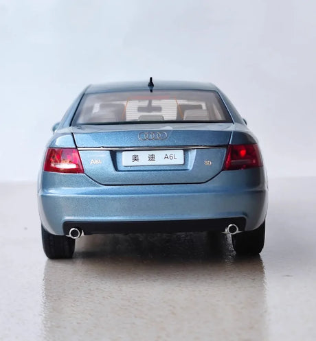[OEM] 1:18 Audi 2004 A6L C6 Blue Model Car Die-Cast