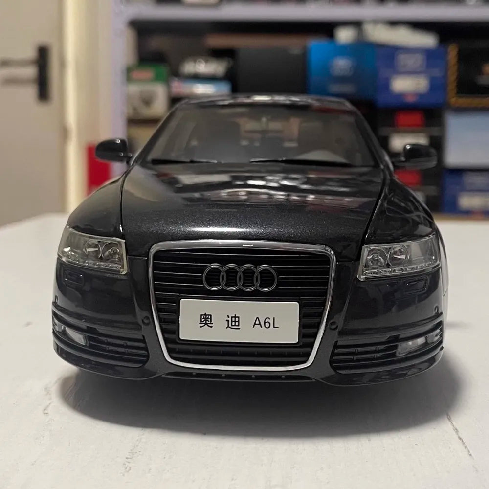 [OEM] 1:18 Audi 2009 A6L C6 nero modellino di auto Die-Cast