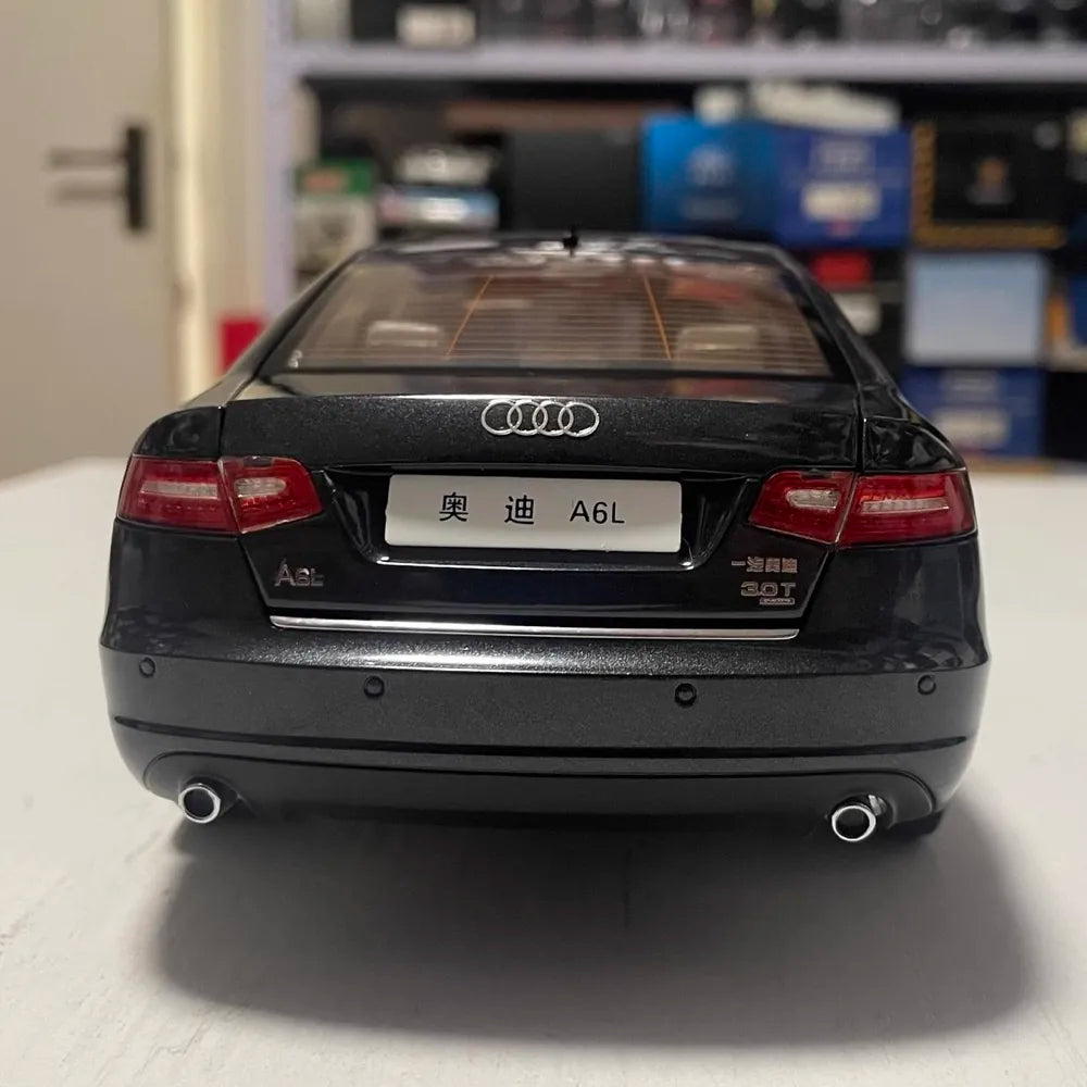 [OEM] 1:18 Audi 2009 A6L C6 nero modellino di auto Die-Cast