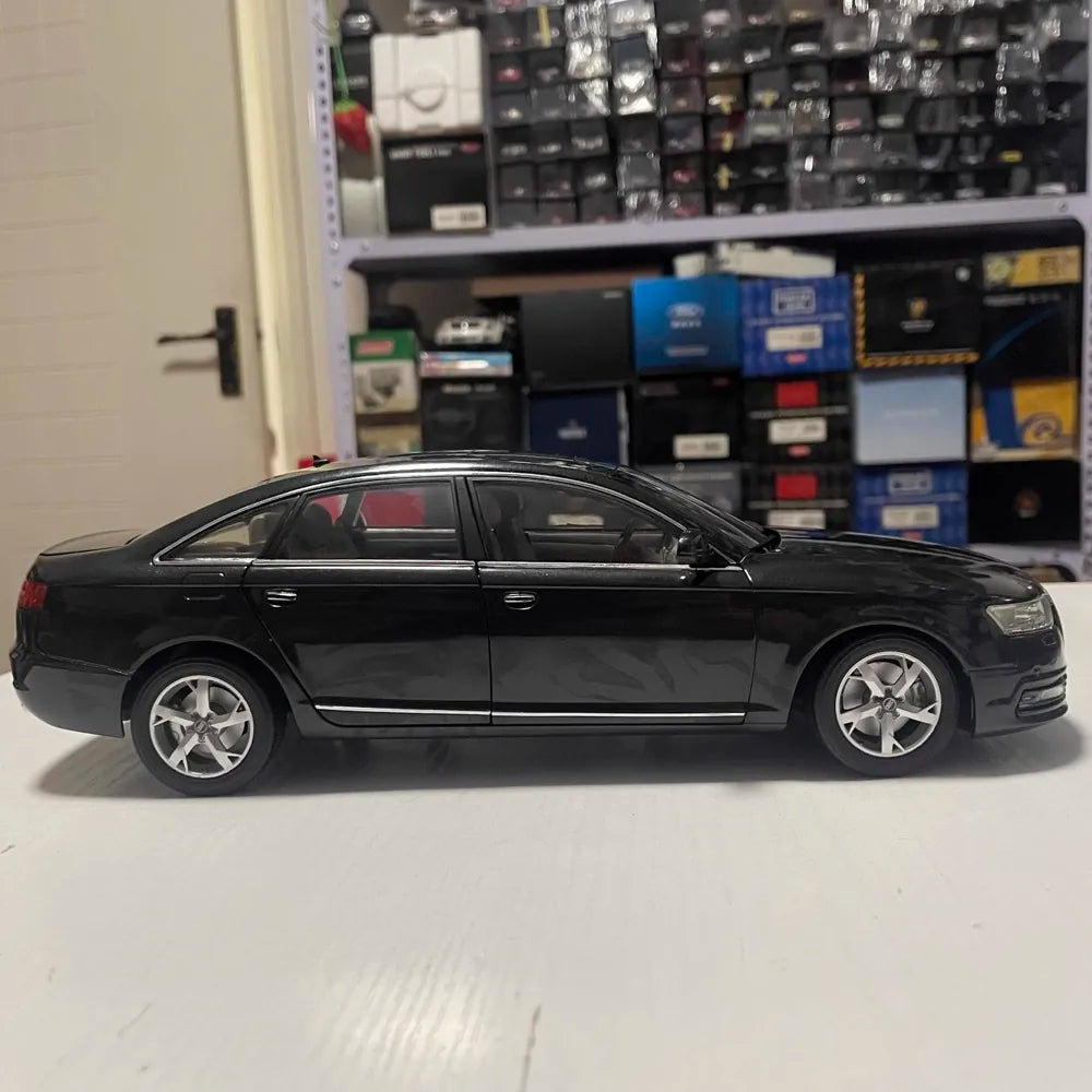 [OEM] 1:18 Audi 2009 A6L C6 nero modellino di auto Die-Cast