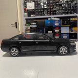 [OEM] 1:18 Audi 2009 A6L C6 Black Model Car Die-Cast