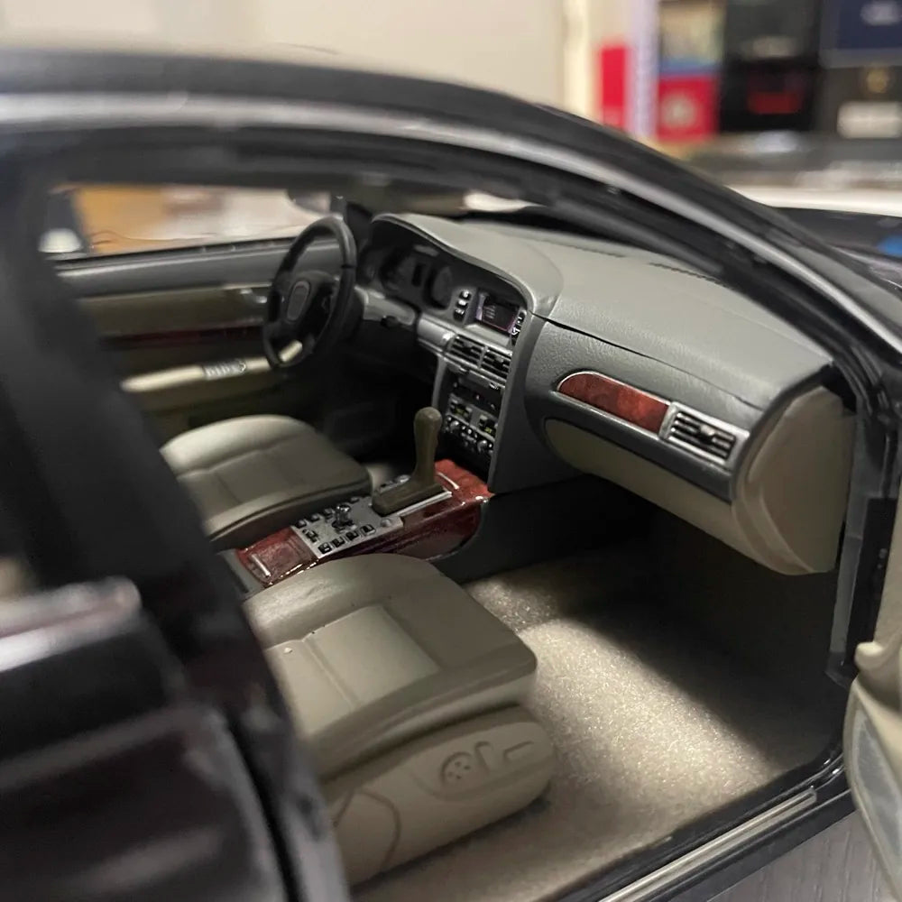 [OEM] 1:18 Audi 2009 A6L C6 nero modellino di auto Die-Cast