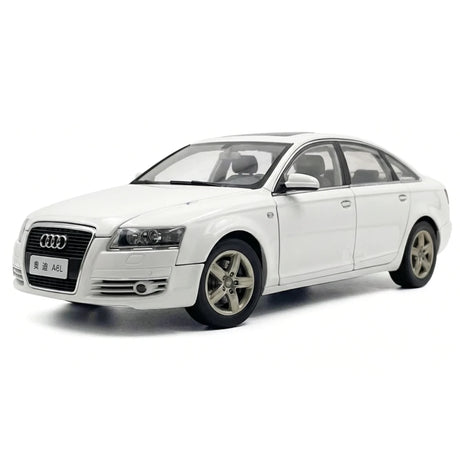 [OEM] 1:18 Audi 2009 A6L White Model Car Die-Cast