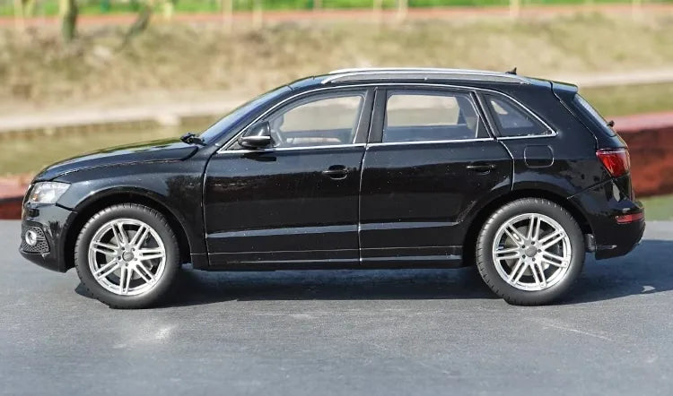 [OEM] 1:18 Audi 2008 Q5 nero modellino di auto Die-Cast