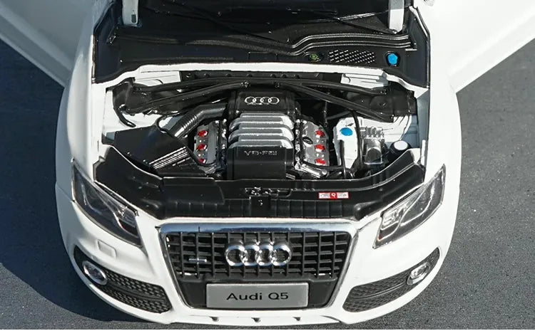 [OEM] 1:18 Audi 2008 Q5 White Model Car Die-Cast