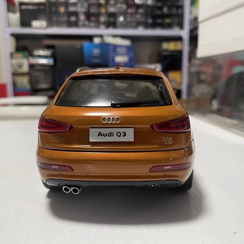[OEM] 1:18 Audi 2012 Q3 オレンジ モデルカー Die-Cast