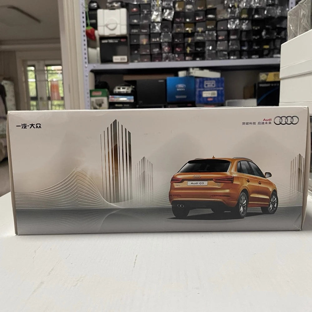 [OEM] 1:18 Audi 2012 Q3 オレンジ モデルカー Die-Cast