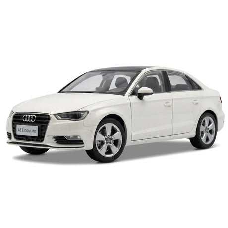 [OEM] 1:18 Audi 2013 A3 Limousine White Model Car Die-Cast