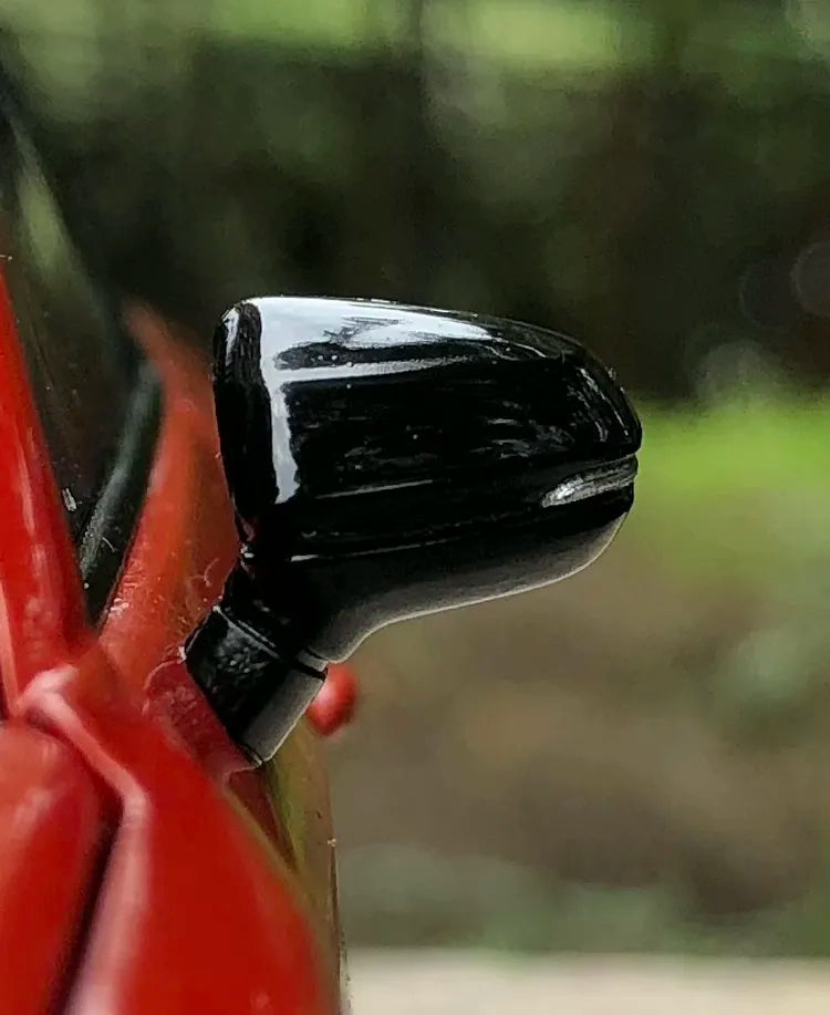 [OEM] 1:18 Audi 2018 Q2L Red Model Car Die-Cast