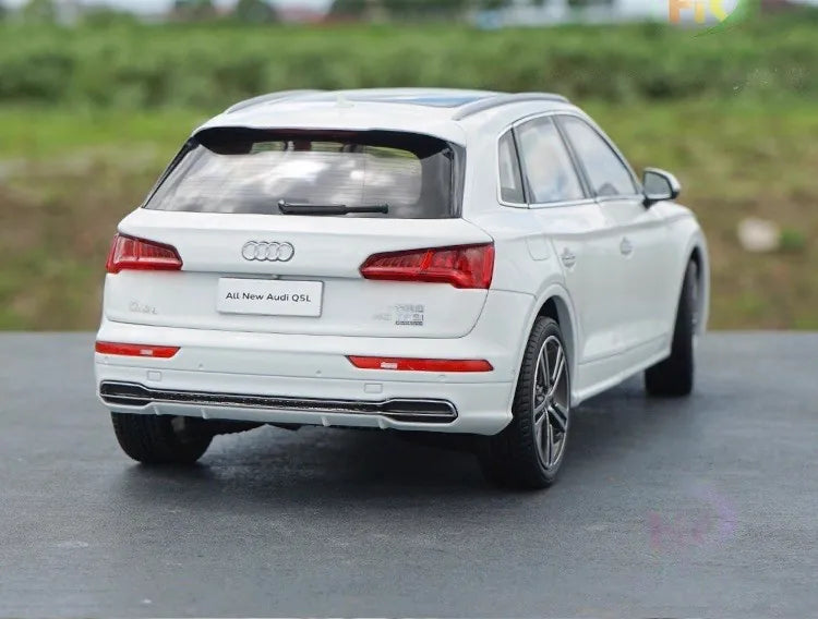 [OEM] 1:18 Audi 2018 Q5L bianco modellino di auto Die-Cast