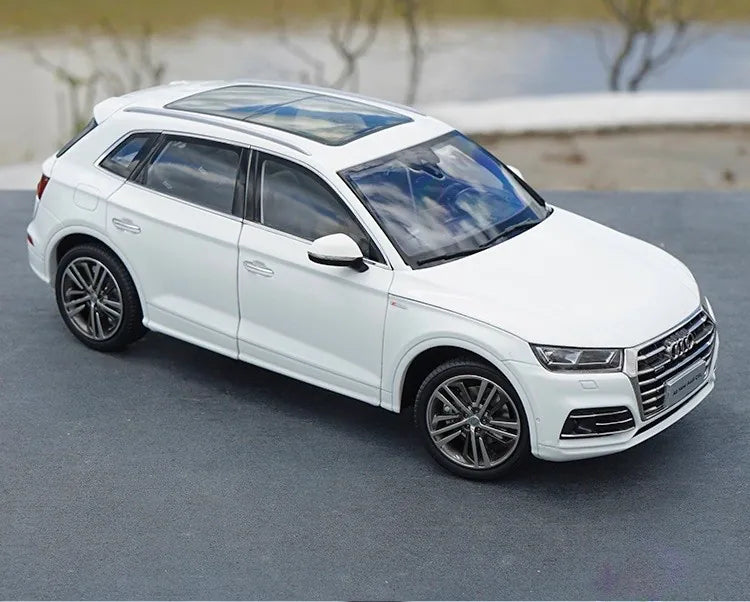 [OEM] 1:18 Audi 2018 Q5L bianco modellino di auto Die-Cast