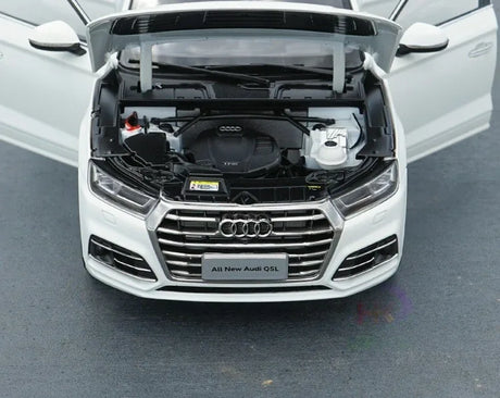 [OEM] 1:18 Audi 2018 Q5L White Model Car Die-Cast
