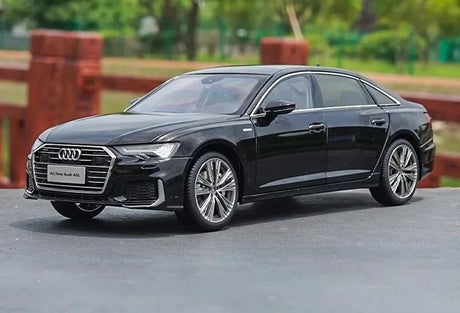 [OEM] 1:18 Audi 2019 A6L Black Model Car Die-Cast