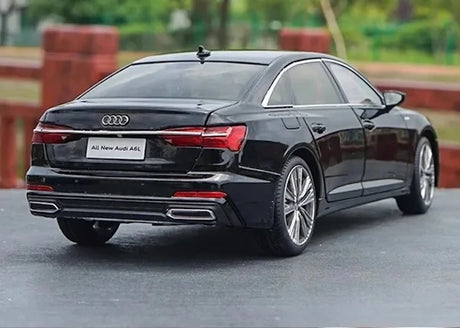 [OEM] 1:18 Audi 2019 A6L Black Model Car Die-Cast