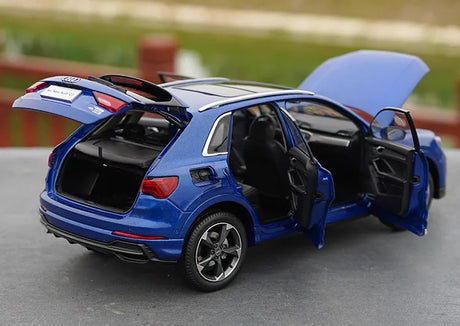 [OEM] 1:18 Audi 2019 Q3 Blue Model Car Die-Cast