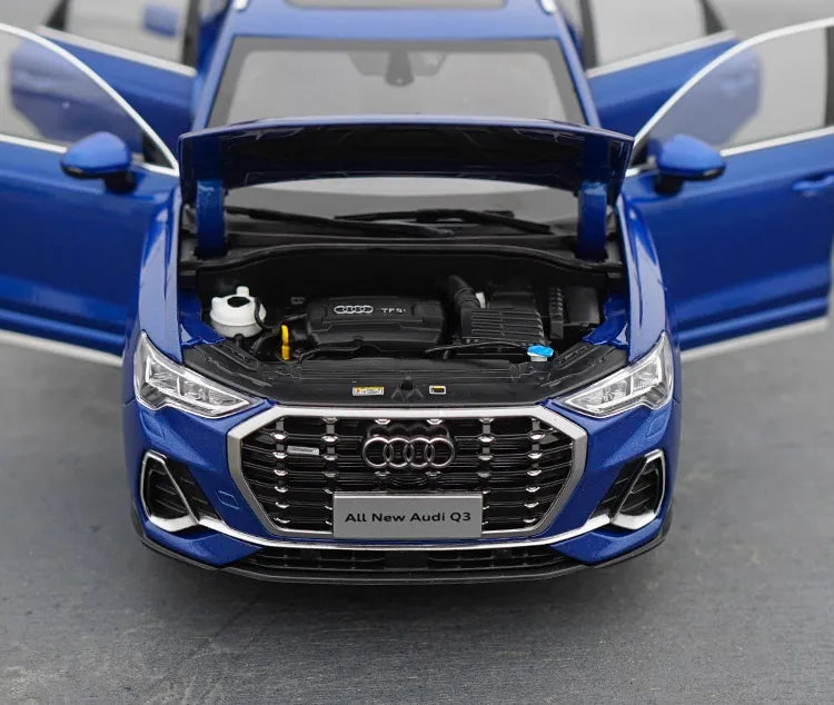 [OEM] 1:18 Audi 2019 Q3 Blue Model Car Die-Cast