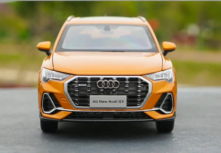[OEM] 1:18 Audi 2019 Q3 Orange Model Car Die-Cast