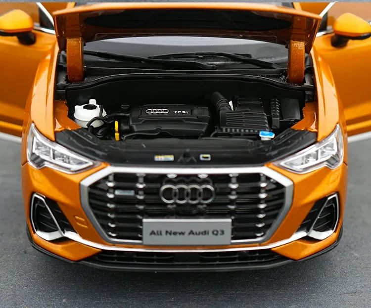 [OEM] 1:18 Audi 2019 Q3 Orange Model Car Die-Cast