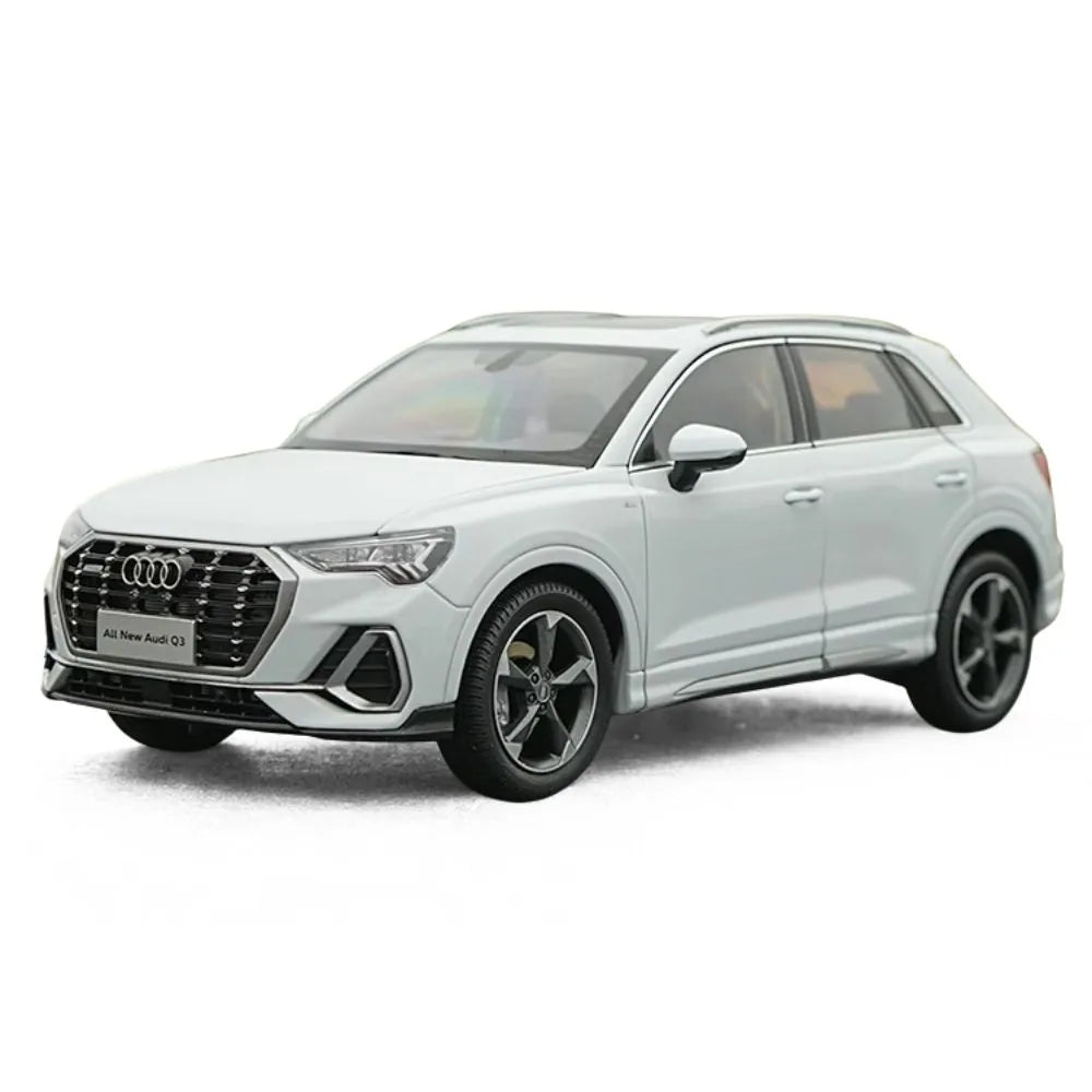[OEM] 1:18 Audi 2019 Q3 White Model Car Die-Cast