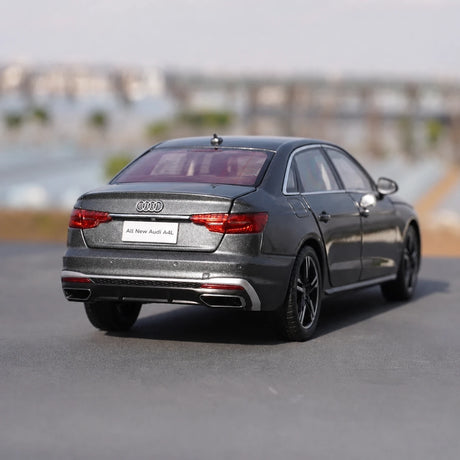 [OEM] 1:18 Audi 2020 A4L Gray Model Car Die-Cast