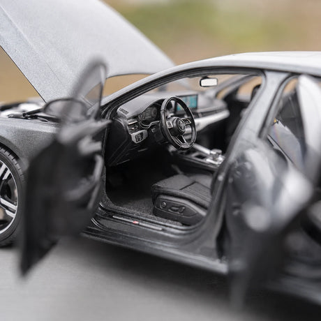 [OEM] 1:18 Audi 2020 A4L Gray Model Car Die-Cast