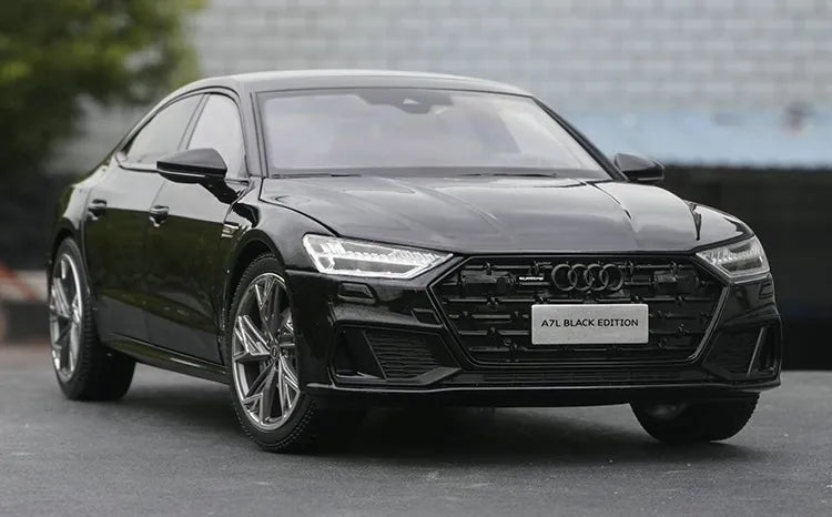 [OEM] 1:18 Audi 2021 A7L Black Model Car Die-Cast