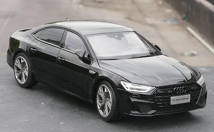 [OEM] 1:18 Audi 2021 A7L Black Model Car Die-Cast
