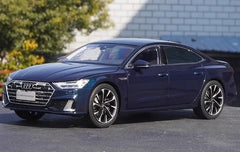 [OEM] 1:18 Audi 2021 A7L Blue Model Car Die-Cast
