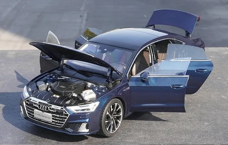 [OEM] 1:18 Audi 2021 A7L Blue Model Car Die-Cast