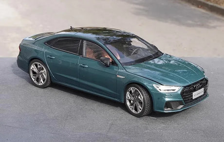 [OEM] 1:18 Audi 2021 A7L Green Model Car Die-Cast