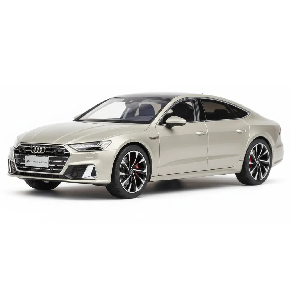 [OEM] 1:18 Audi 2021 A7L Silver Model Car Die-Cast
