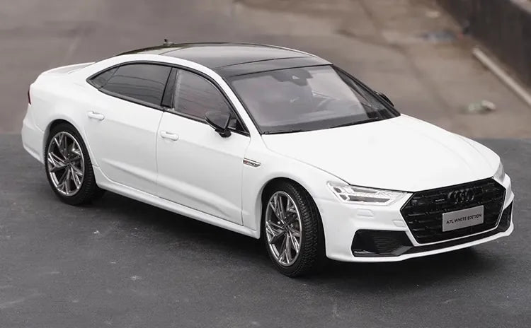 [OEM] 1:18 Audi 2021 A7L White Model Car Die-Cast