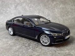 [OEM] 1:18 BMW 2016 G11 740Li Black Model Car Die-Cast