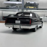 [OEM] 1:18 Cadillac 1993 Fleetwood Brougham Black Model Car Die-Cast