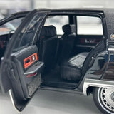 [OEM] 1:18 Cadillac 1993 Fleetwood Brougham Black Model Car Die-Cast
