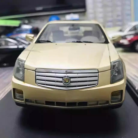 [OEM] 1:18 Cadillac 2004 CTS goud modelauto Die-Cast