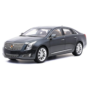 [OEM] 1:18 Cadillac 2013 XTS Gray Model Car Die-Cast